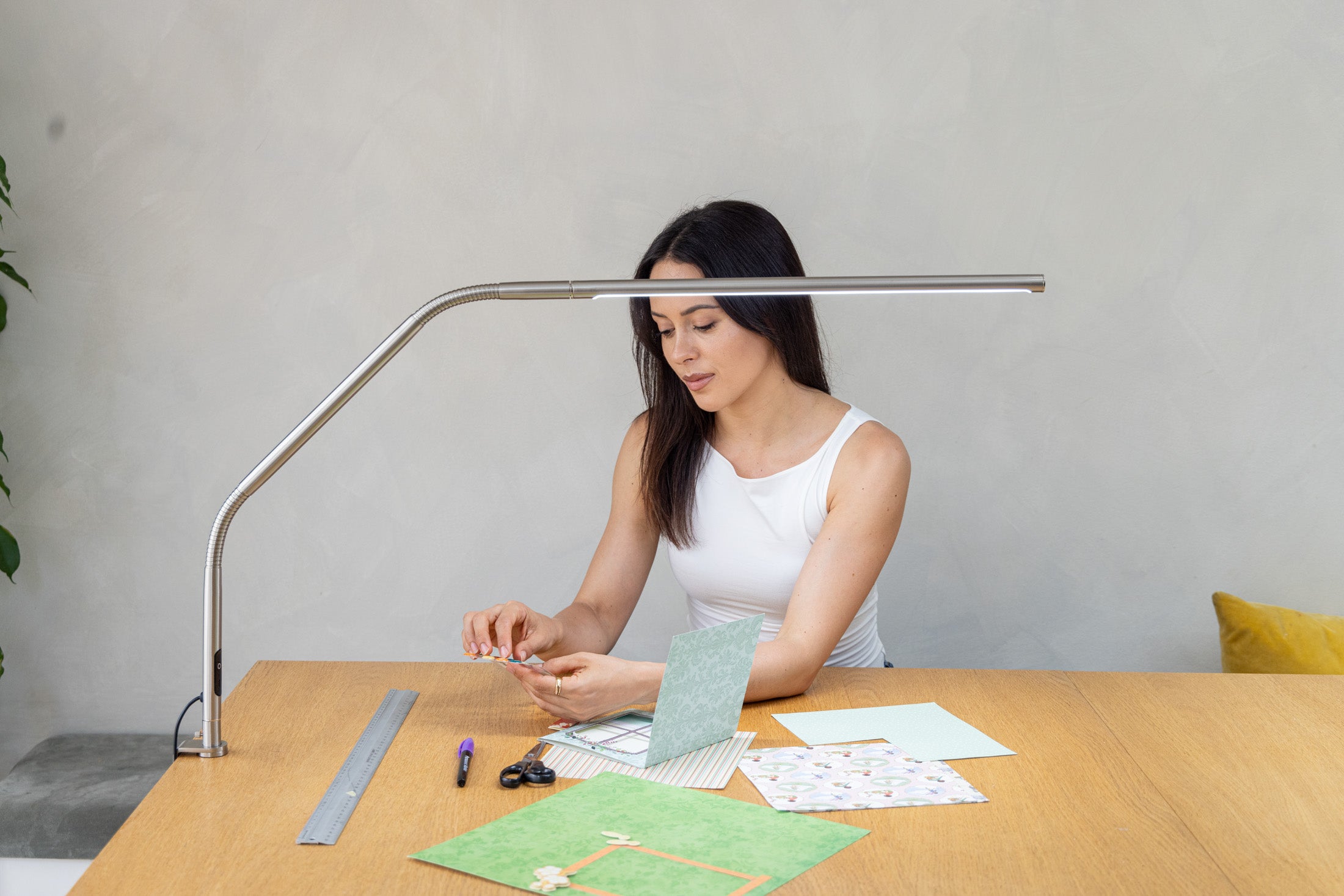 Daylight Slimline 4 bordlampe