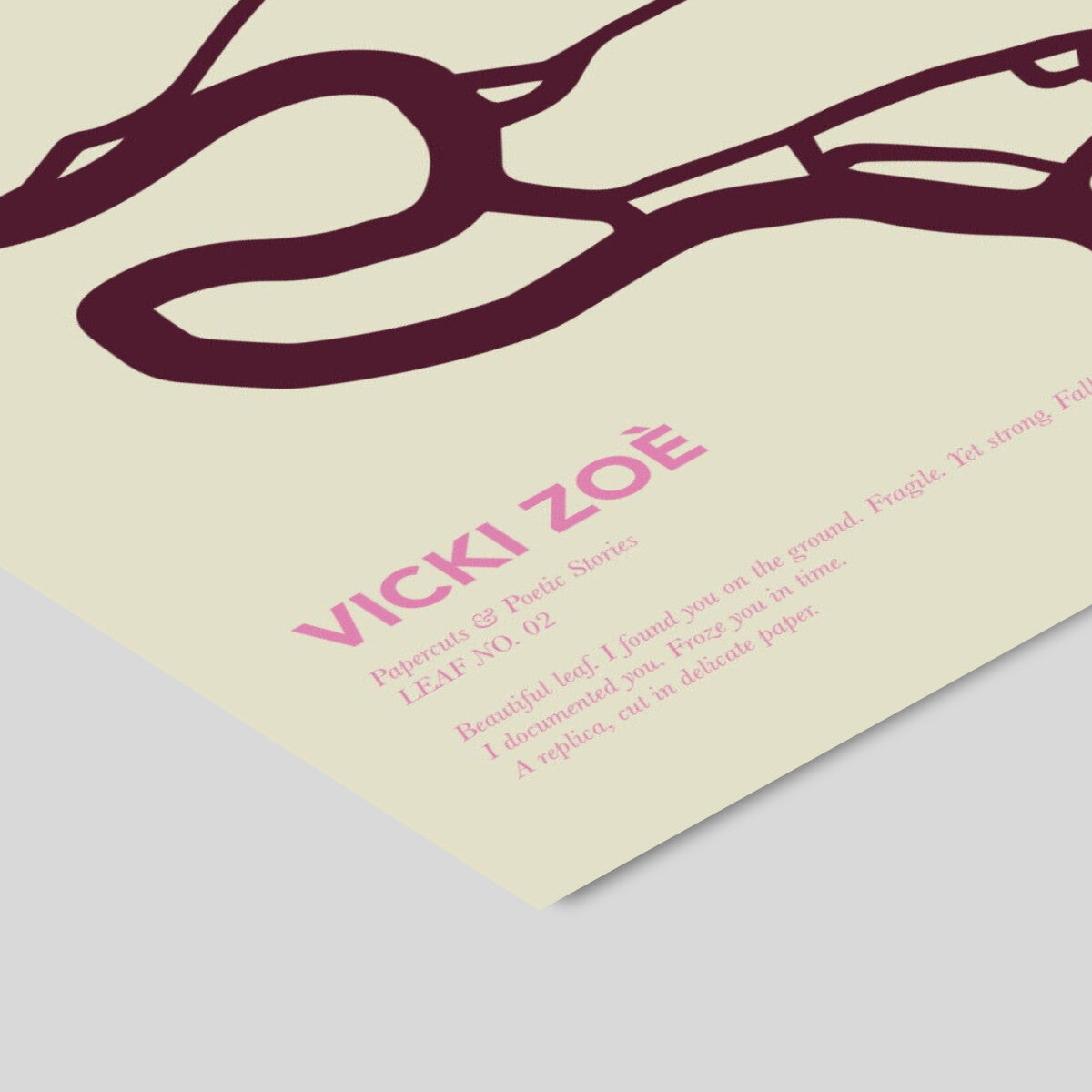 Vicki Zoé LEAF02 - Cream & Plum - Pink 50 x 70 cm