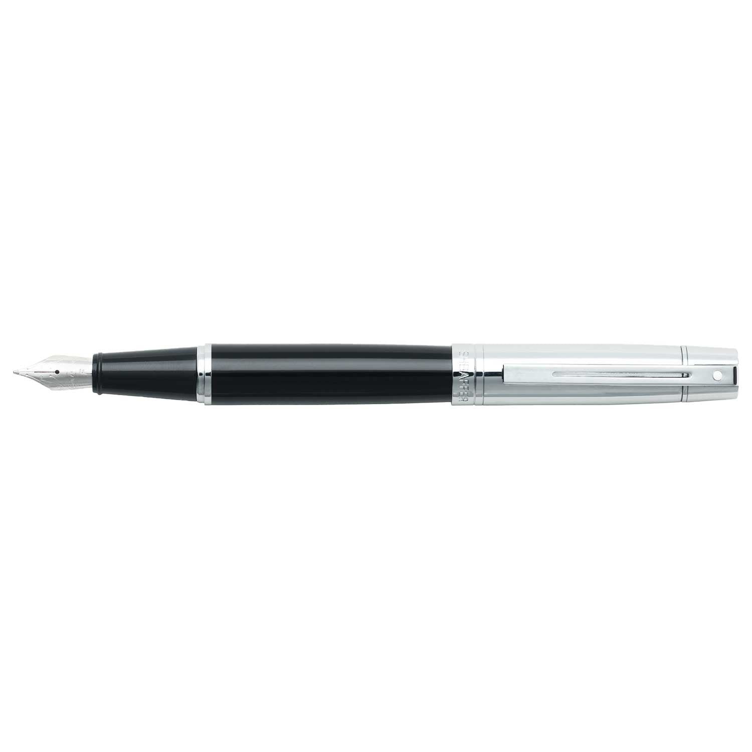 Sheaffer 300 Glossy sort og krom med kromdetaljer