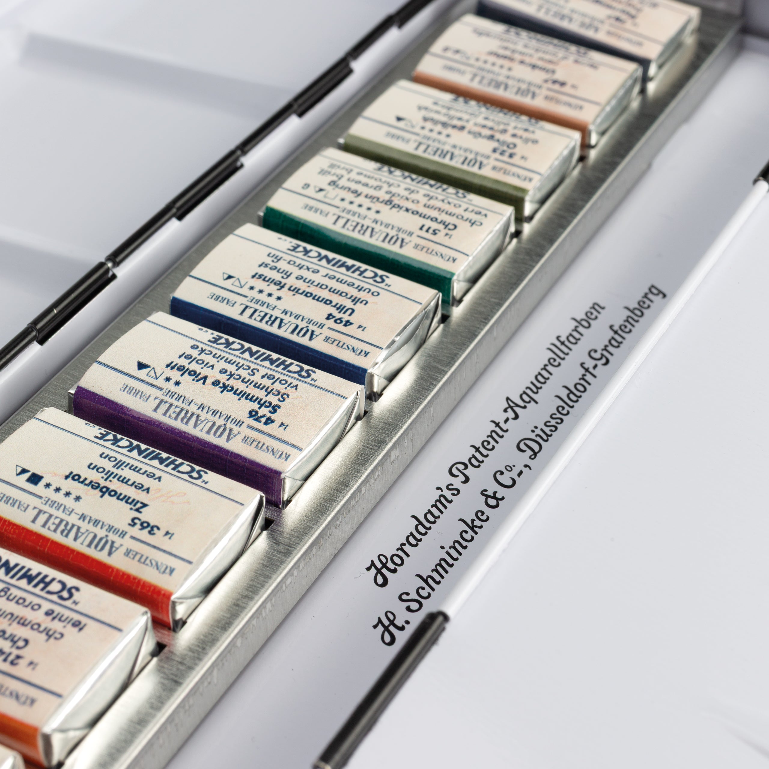 Schmincke Horadam Watercolor Set 9 x 1/1 pans Retro Technical Colours