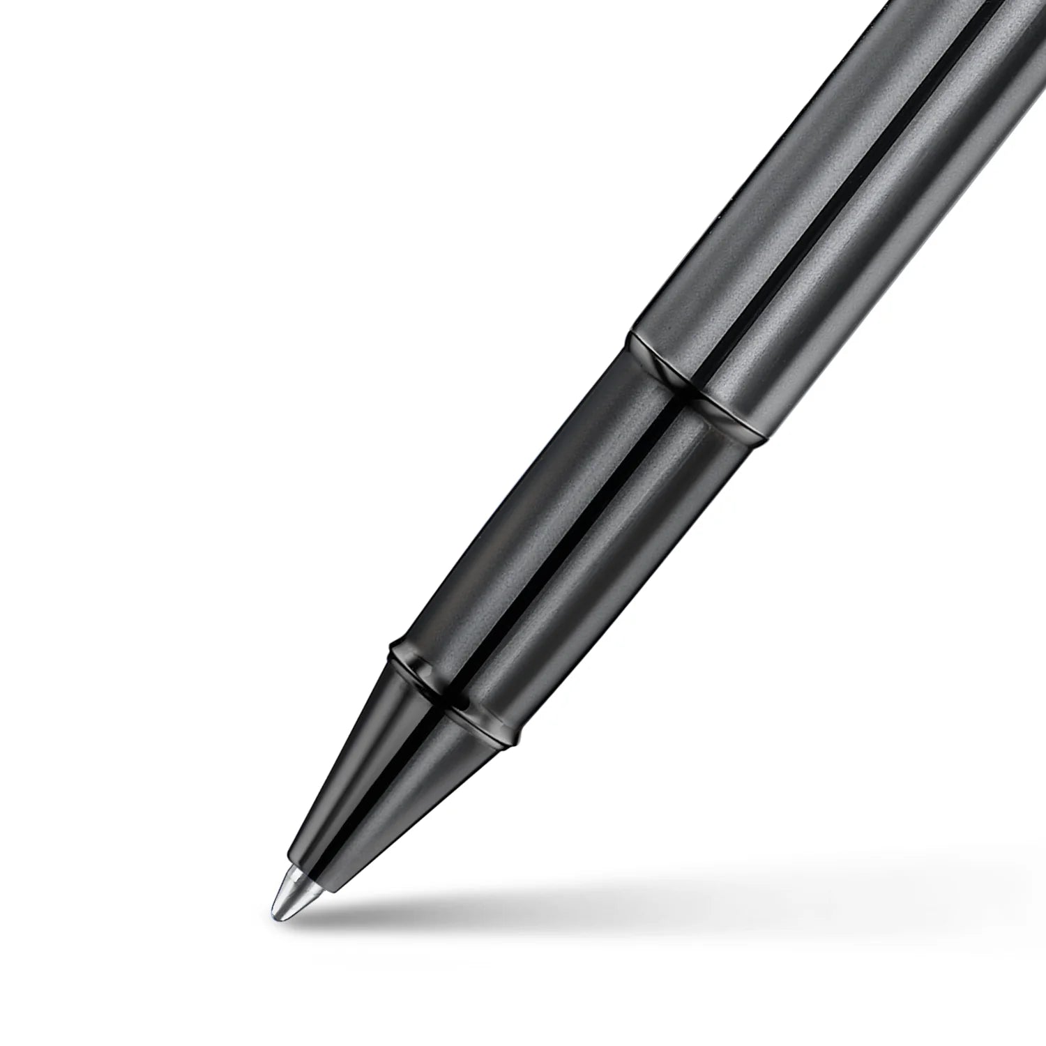 Sheaffer 100 Ionic Gunmetal Grey med blanke PVD-detaljer